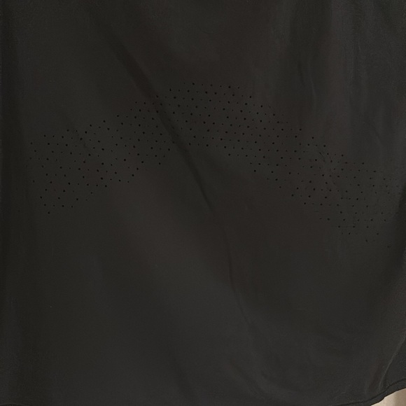 Lululemon Athletic Top - Picture 2 of 5